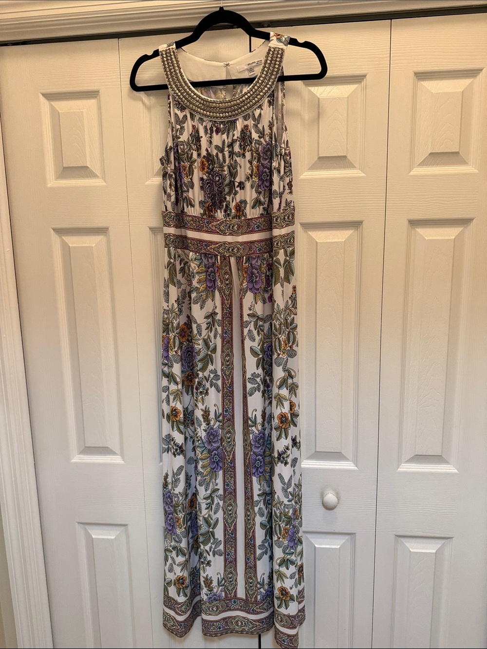 Sleeveless White Floral Beaded-Neck Maxi Dress